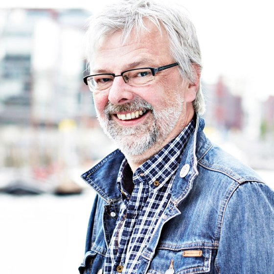 Autorenfoto Alexander Häusser